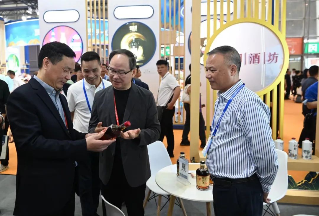 火爆成都!古越龙山春糖引领黄酒风潮